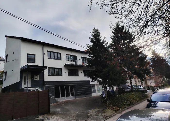 Premium 2 Apartamento *